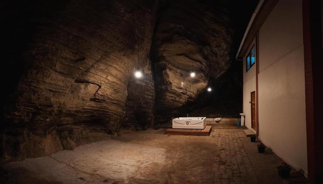 Cave Hill By Ferns Otel Āīzawl Dış mekan fotoğraf